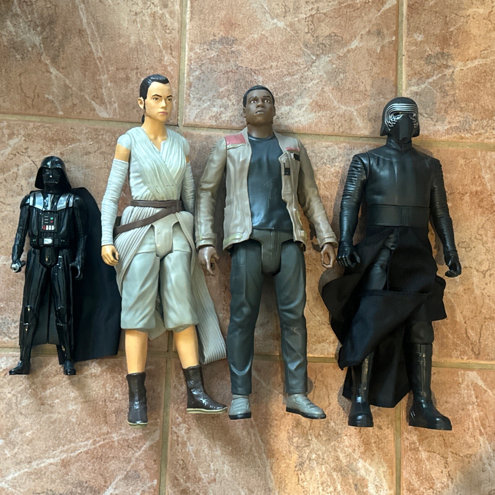 STAR WARS FORCE AWAKENS Lot - FINN,REY,KYLO REN 18" TALL + DARTH VADER 11” Tall