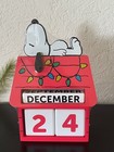 Peanuts Snoopy Doghouse Perpetual Calendar Red Tabletop Christmas Decor NEW