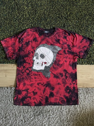 Heat Death Floating Skull Head Design 