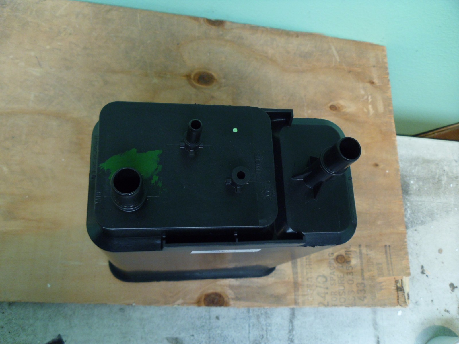03-11 Maserati Quattroporte M139 Fuel Vapor Charcoal Canister OEM (I)