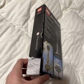 LEGO Architecture Seattle Space Needle (21003) - New Factory Sealed, Retired