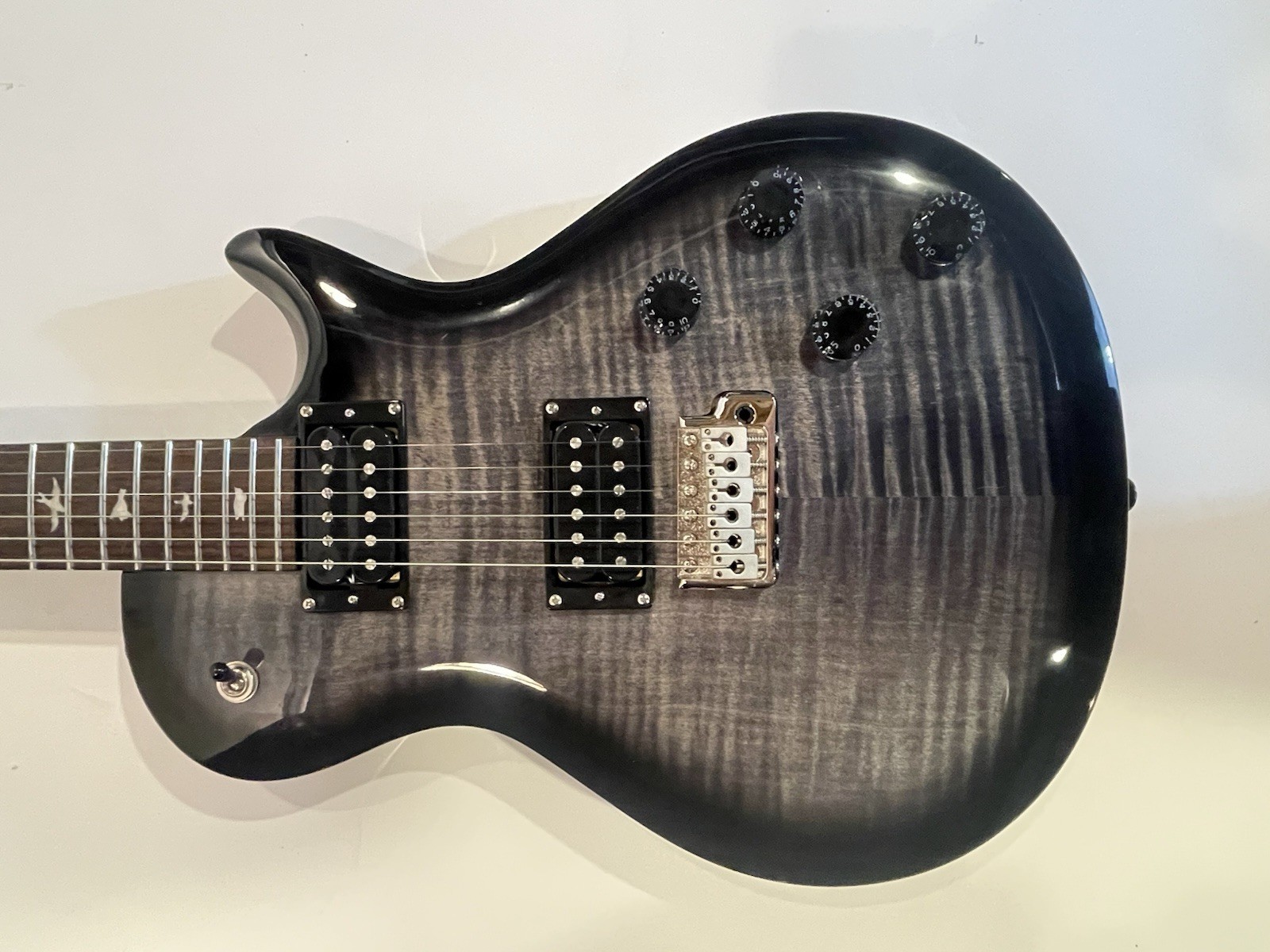 PRS Paul Reed Smith SE Mark Tremonti Guitar, Rosewood Fretboard, Charcoal Burst