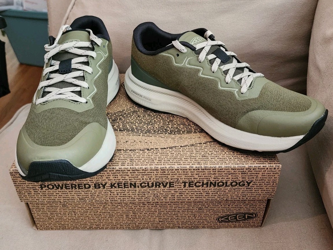 Scarpe Keen WK500 nuove con scatola sneakers da uomo invernali muschio stringate atletiche da passeggio TAGLIA 9