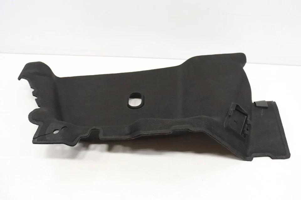 2012 - 2018 福特焦点后方右侧四角形减压三边盖面板原始设备制造商 — 第 4/4 张图片
