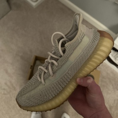 adidas Yeezy 350 v2 citrin size 7 