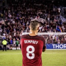 Nike USA 2017/18 USMNT Third Vaporknit Soccer Jersey #8 Dempsey Size Medium New