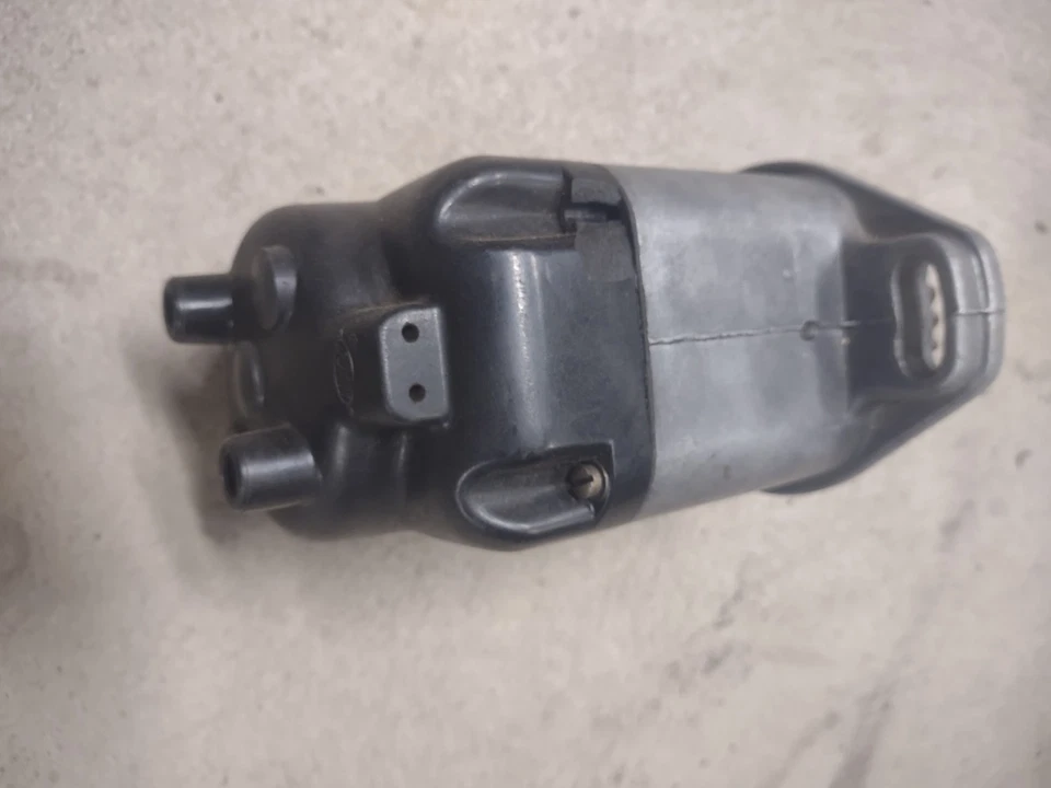 Vintage WICO Magneto Model X Spec XH2477B Tractor Distributor For Part Repair - Image 2 of 4