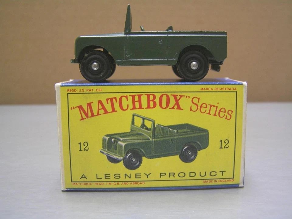 Matchbox Regular Wheels #12 Land Rover Army Car Super Mint with broken hitch - Image 2 of 4