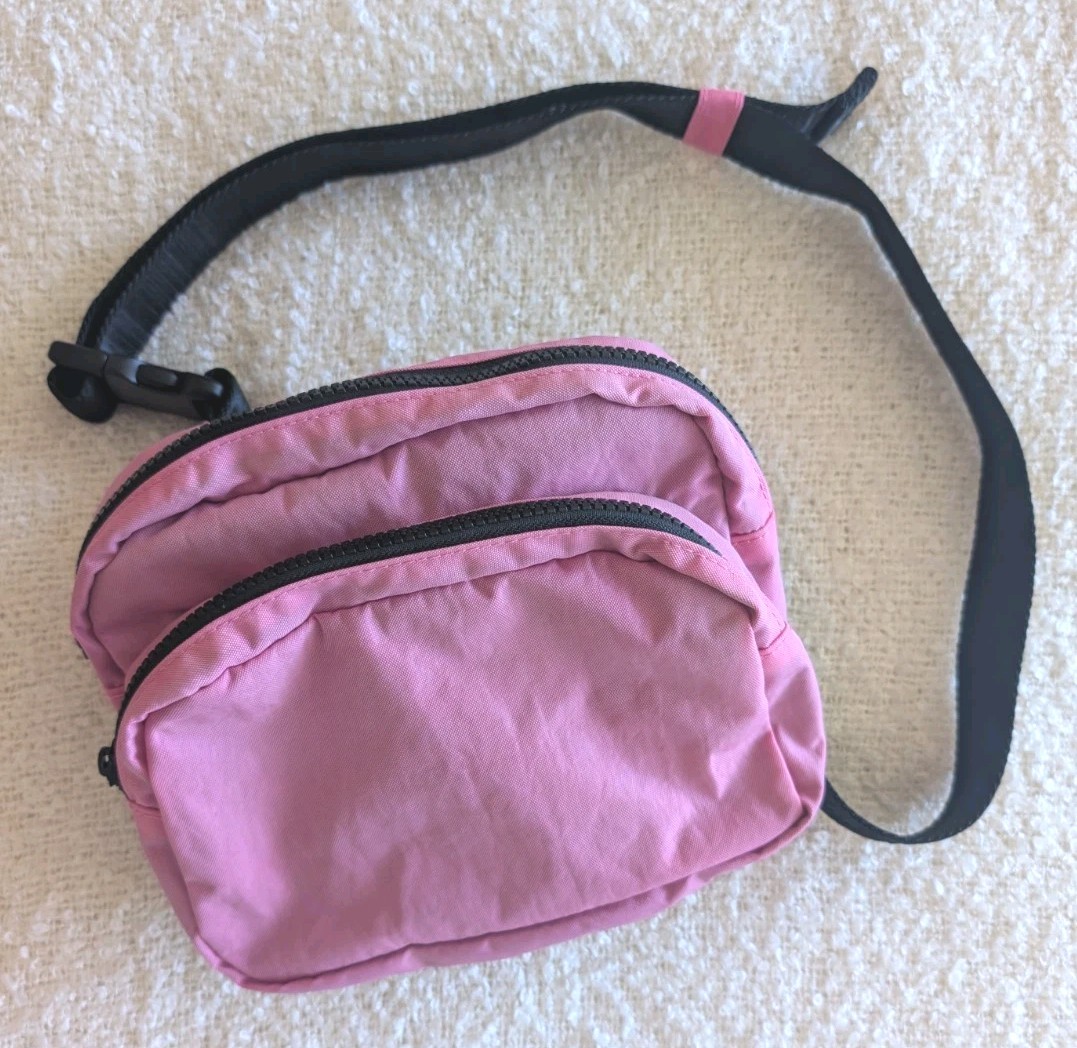 EUC - BAGGU Fanny Pack / Belt Bag  - Azalea Pink View 5