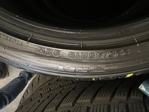 Bridgestone Potenza S001 225/45 R19 92W RFT  einzeln oder alle 4  - Bild 6 von 19