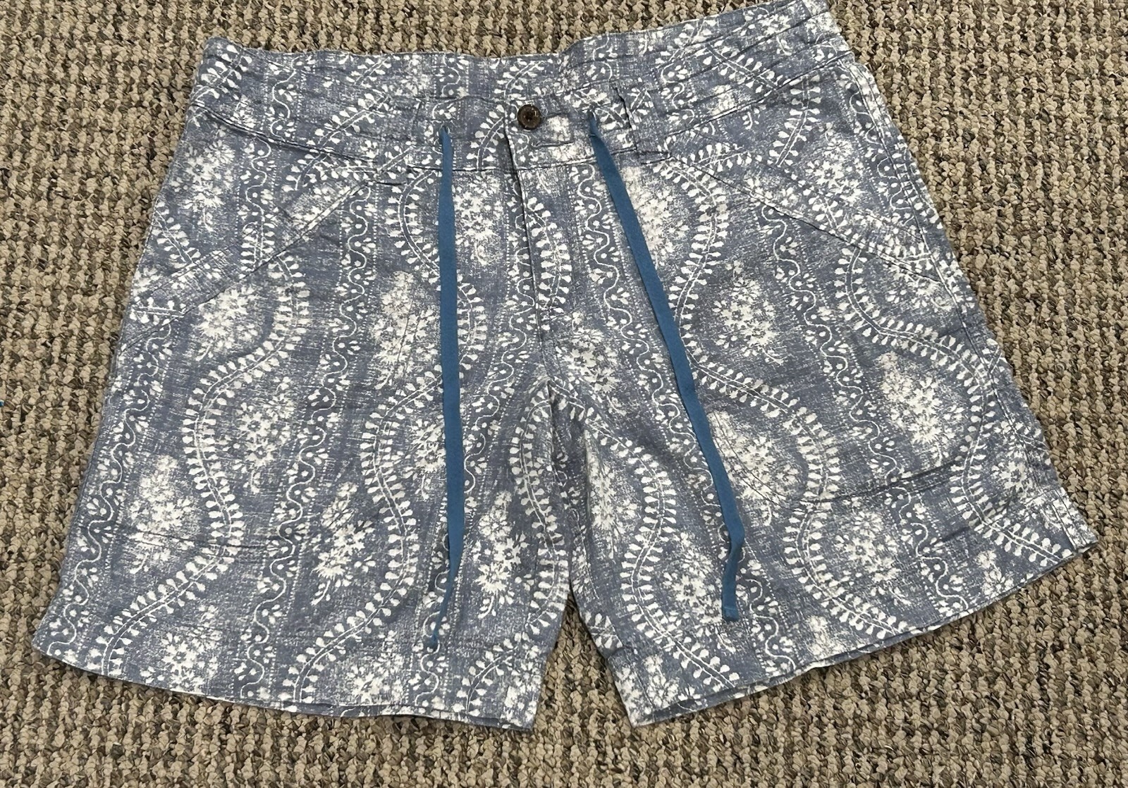 Picture 1 of 3