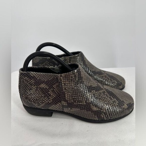 Aerosoles | Women’s 6.5 Green Reptile Ankle Booties Snake - Picture 6 of 6