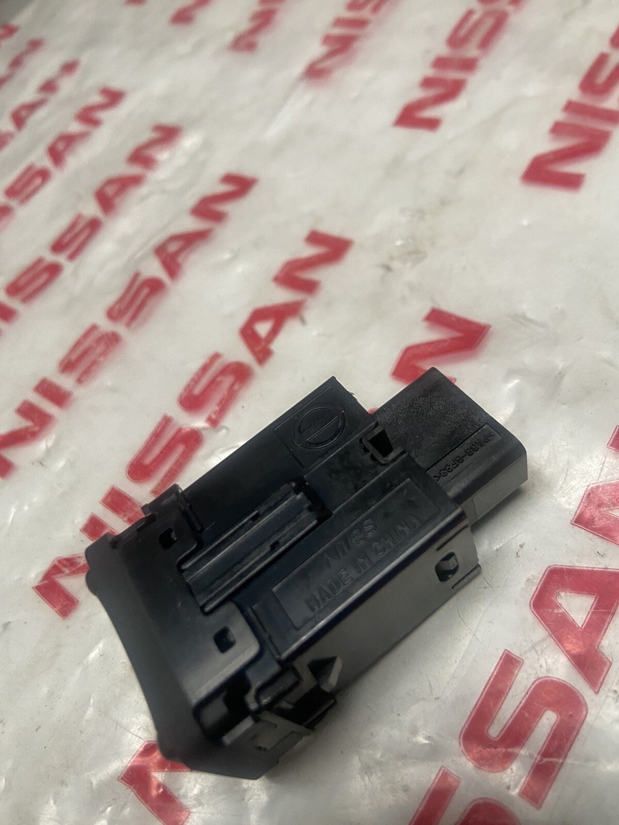 Nissan X-Trail Power Door Switch Button T32 2017 RHD 20501823 See