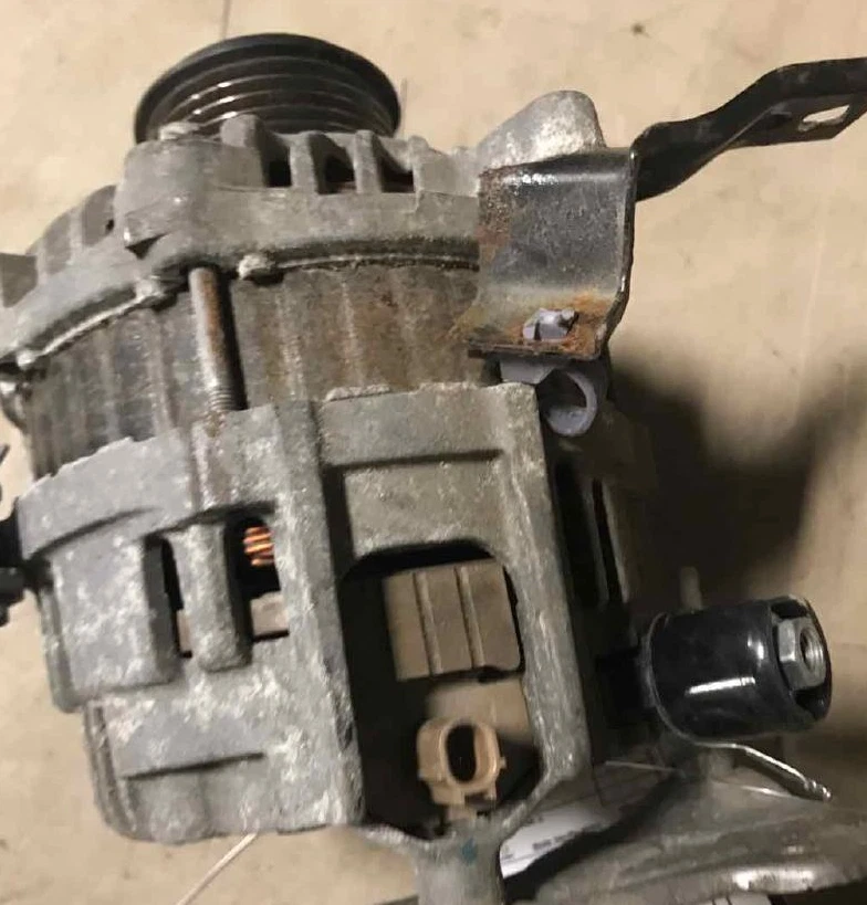 Alternador Honda Accord 2013-2017  Foto 2 de 2