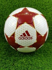 Pallone da calcio Adidas cucito a mano taglia 5 finale Champion League