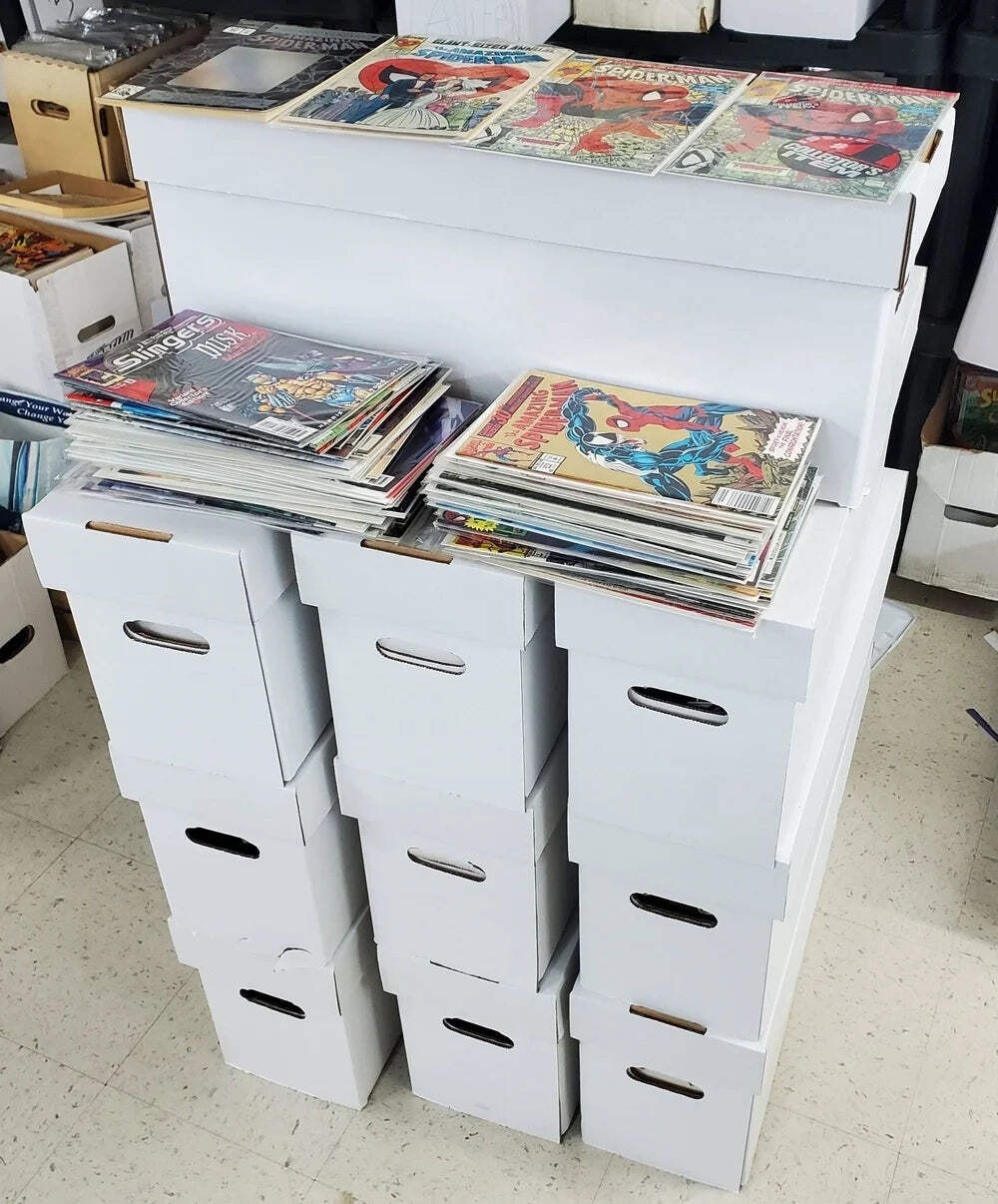 Spider-Man Comic Long Box (250+ Books) Marvel Mix – Amazing, Venom, Carnage