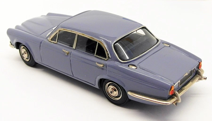 SMTS Escala 1/43 Kit Construido Modelo Coche CL31 - Jaguar XJ6 Serie 1 - Lavanda Foto 3 de 4