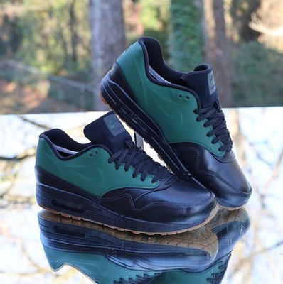 Nike Air Max 1 VT QS Gorge Green Men s Size 10 Black Custom 831113-300