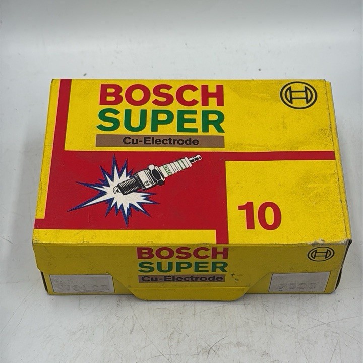BOSCH W8LCR 7509 spark plug copper core standard 10 pack set NEW