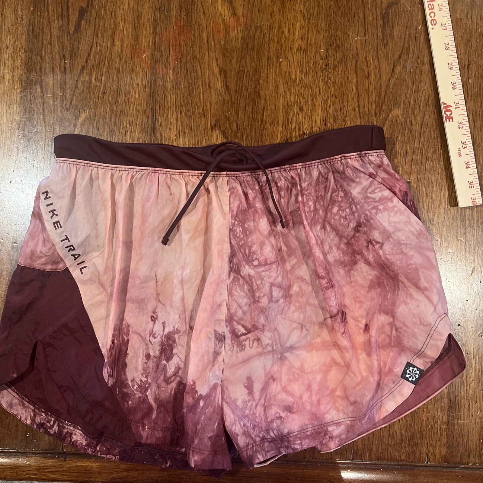 Nike Women's Trail Repel Running Shorts Sz L Burgundy Crush Tie-Dye Lined 3" New