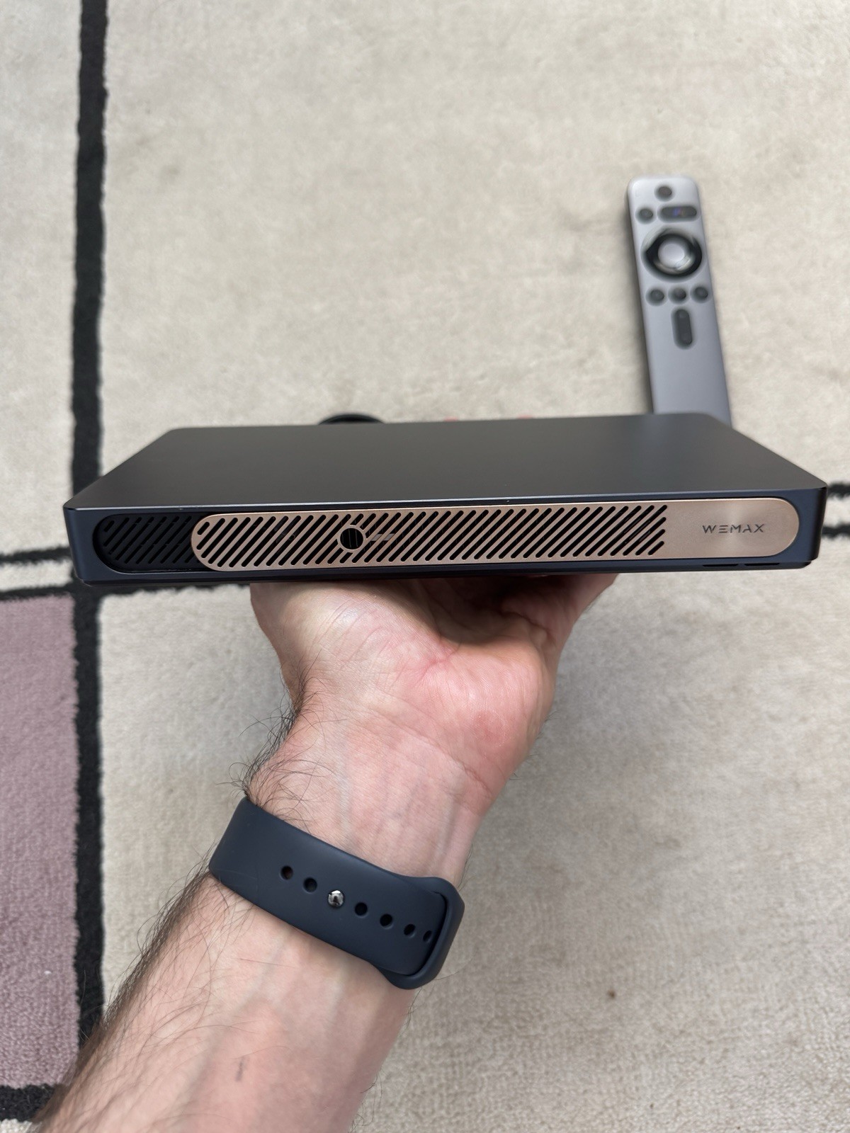 Wemax Go Advanced 300 portable LASER Projector (built-in battery and speaker)