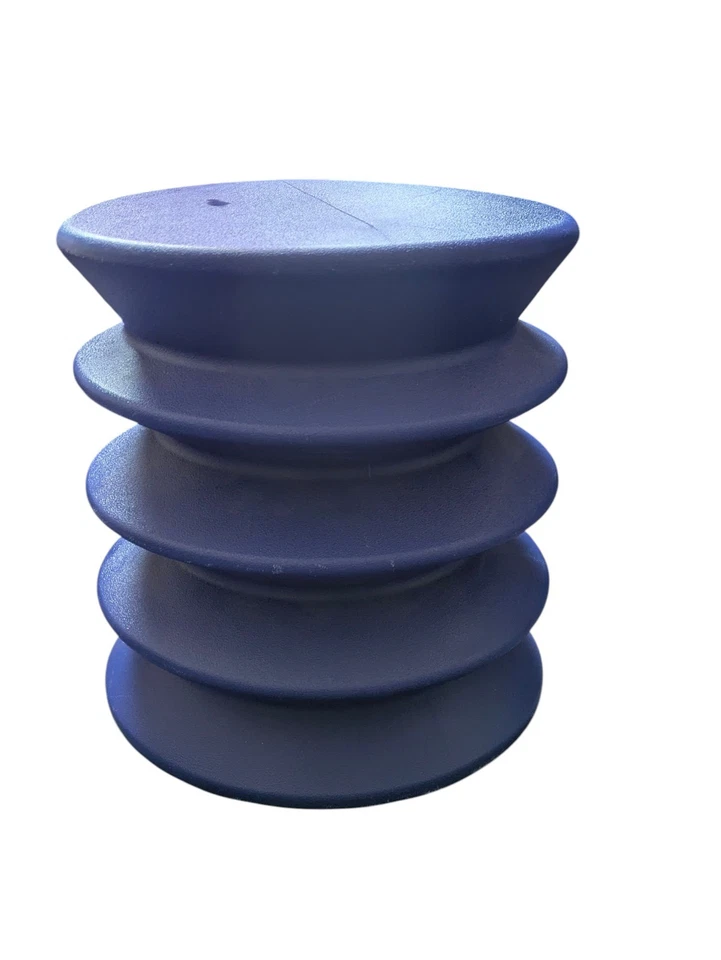 ErgoErgo Black Comfort Posture Lightweight Active Sitting Round Stool Blue  - Image 4 of 4