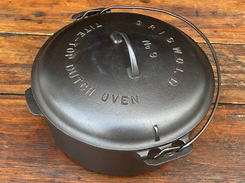 Griswold Cast Iron #9 Fully Marked Dutch Oven