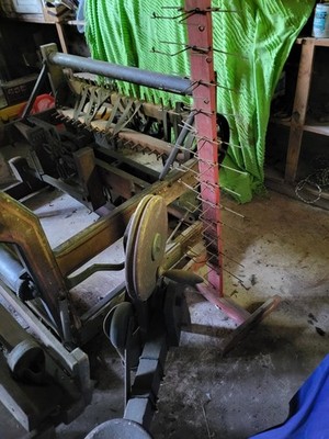 ANTIGUE NEWCOMB WEAVERS DELIGHT FLOOR WEAVING LOOM FOR PARTS