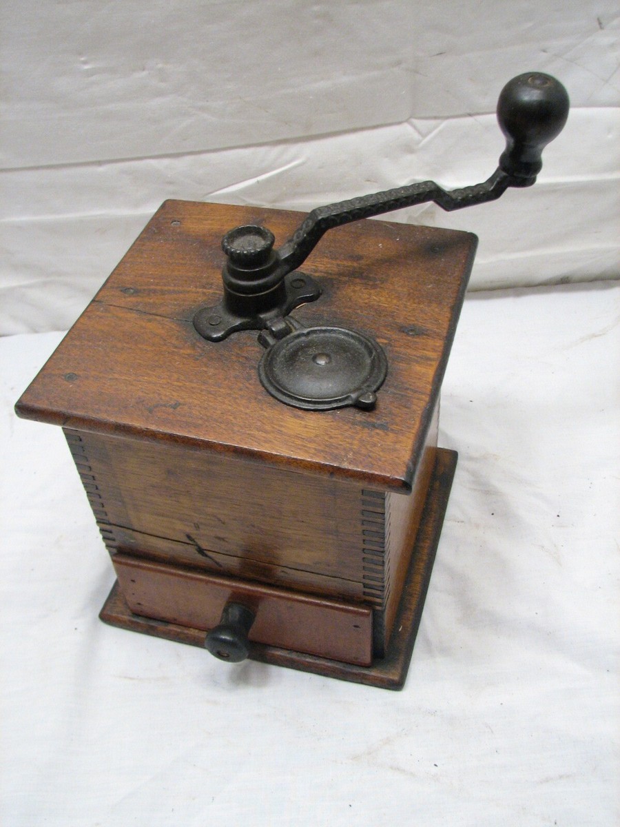 Cast Iron Logan Strobridge Coffee Mill Grinder Kitchen Footed
