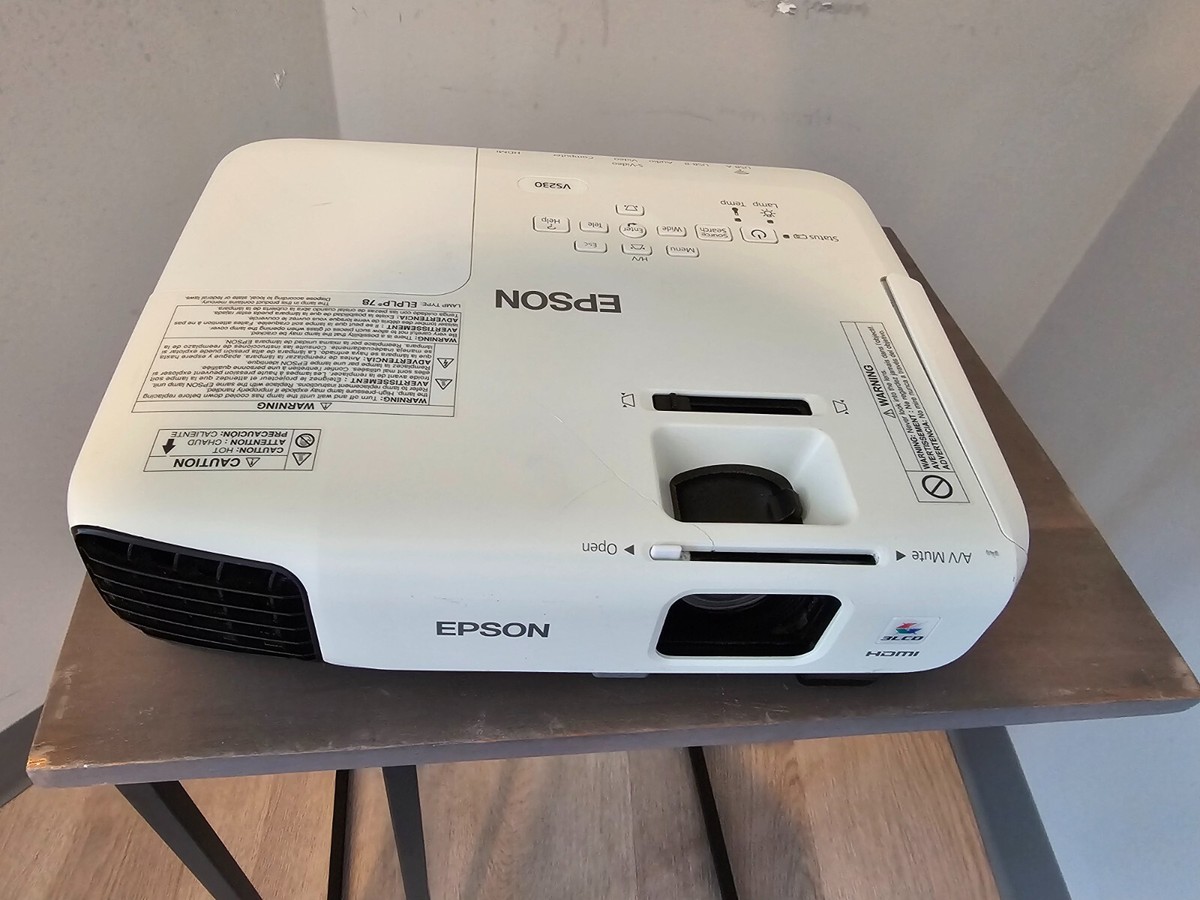 セール中・新品・MULTIMEDIA PROJECTOR 230 本体 Epson VS230 3LCD Projector H552F 2800 Lumens SVGA HD 1080p/60 HDMI
