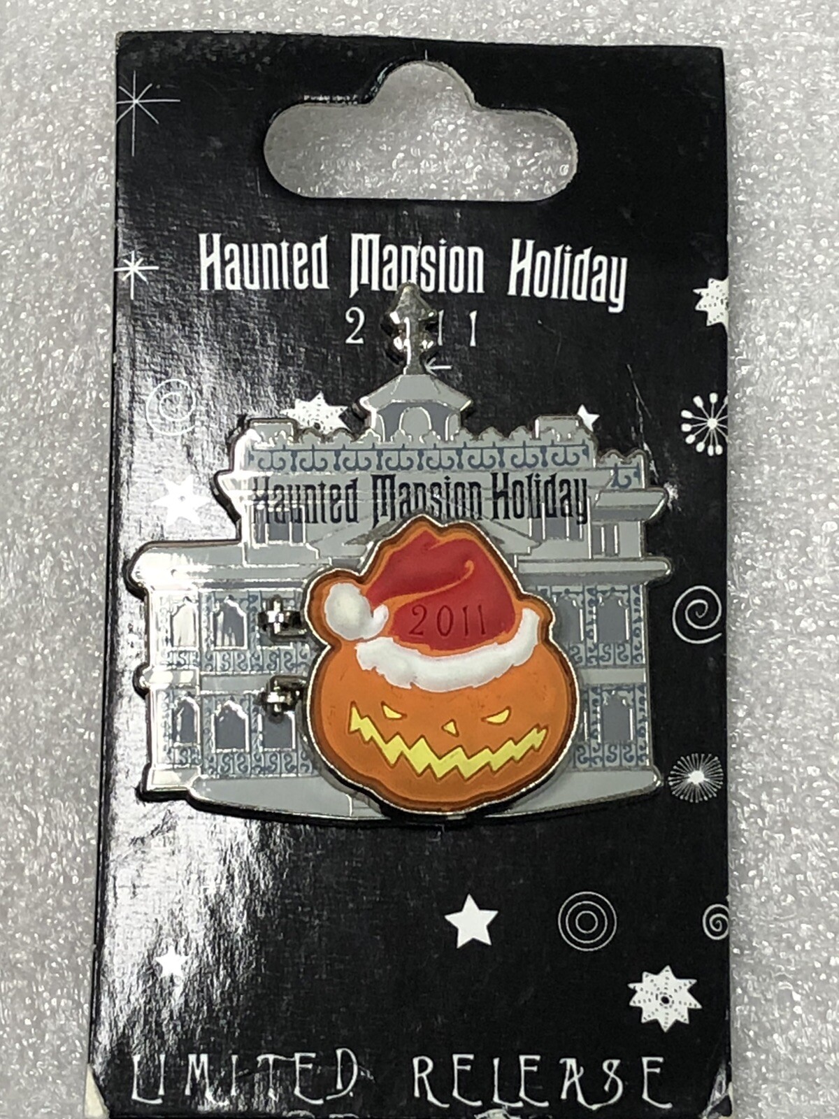 DLR 2011 HAUNTED MANSION HOLIDAY HINGED JACK SKELLINGTON LIMITED RELEASE PIN
