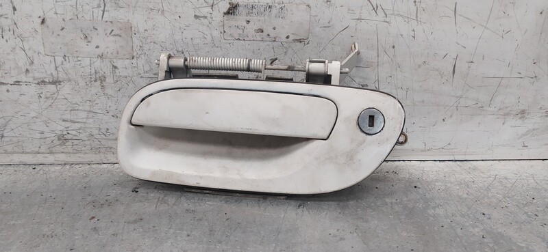 front outer door handle lh for VOLVO V70 FAMILIAR 2.4 DIESEL CAT 2000 217960