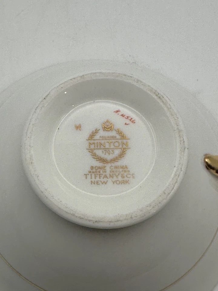 蒂芙尼镀金瓷杯和碟子套装/x3 带额外碟子 — 第 3/3 张图片