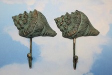 2-SEASHELL WALL HOOKS,Island Style,Beach Decor,Coastal Living,Bath Accents,BL-75