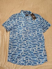Vineyard Vines White Blue fish Print Button Down Short Sleeve Boys Size Xl