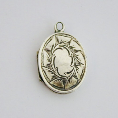 Victorian antique sterling solid silver locket - image 1