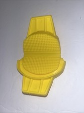 Vintage MOLOR Yellow Plastic, Lemon, Squeezer, Juicer, Bar Tool Made In USA