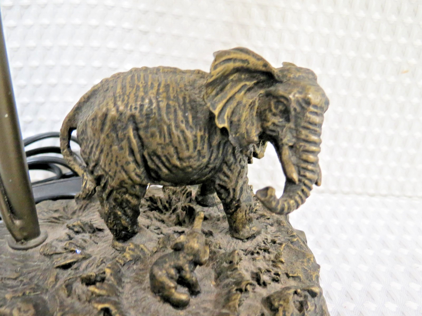 Elephant Table Lamp Bronze Tone Base Glass Flower Shade Safari Decor Animal