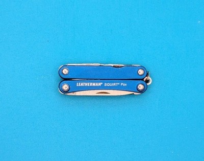 Leatherman SQUIRT PS4 Multi-Tool With Pliers Scissors Knife BLUE!