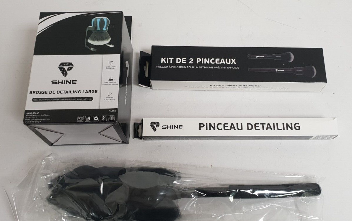 Pinceaux de detailing SHINE pour éliminer la poussière des grilles d'aération auto
