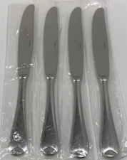 Oneida Islet Glossy Stainless Flatware 4 Modern Solid Knives 9" Never been used