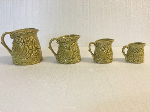 Vintage Ceramic Measuring Cups 4 cups green numbered on bottom - Picture 2 of 6