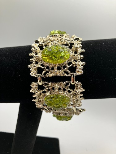 Faux Jade Carved Silver-Tone Glass Filigree 8 7/8" Bracelet! - Picture 4 of 9