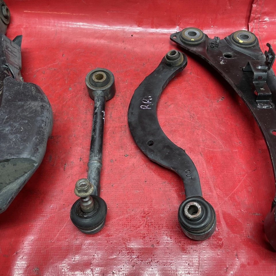 Комплект из 4 задних правых нижних рычагов управления для пассажира подходит для 2011 LEXUS CT200H - Изображение 3 из 4