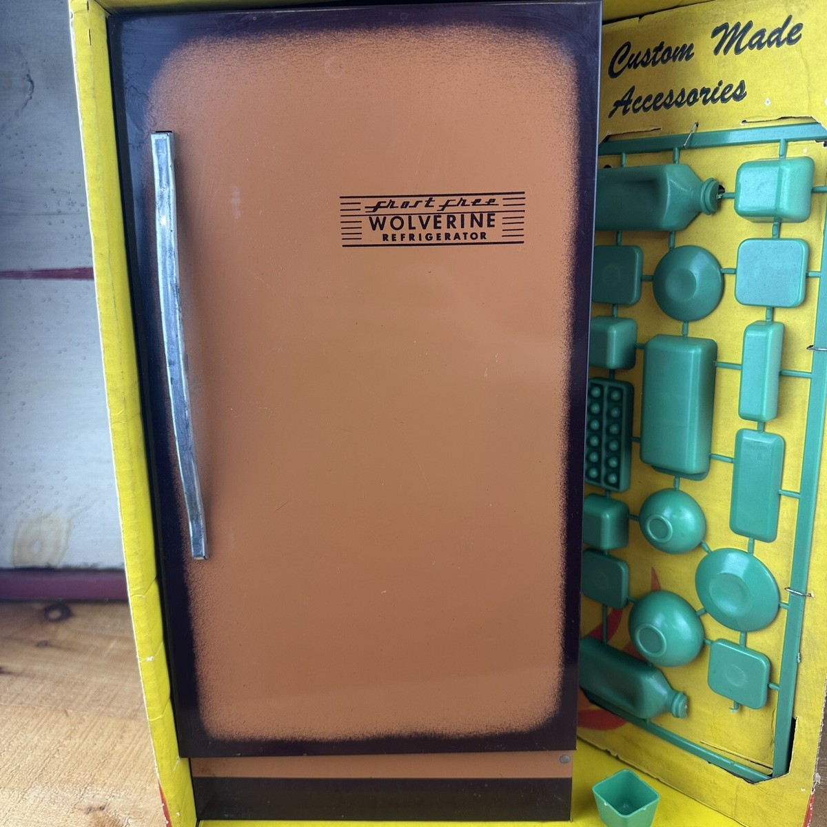 Vintage 1960's Wolverine Toy Tin Refrigerator in original box
