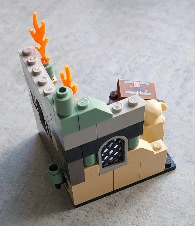 LEGO Harry Potter Dobby's Release #4731 (MINIFIGURES, INSTRUCTIONS and BOX), photo 4 of 5