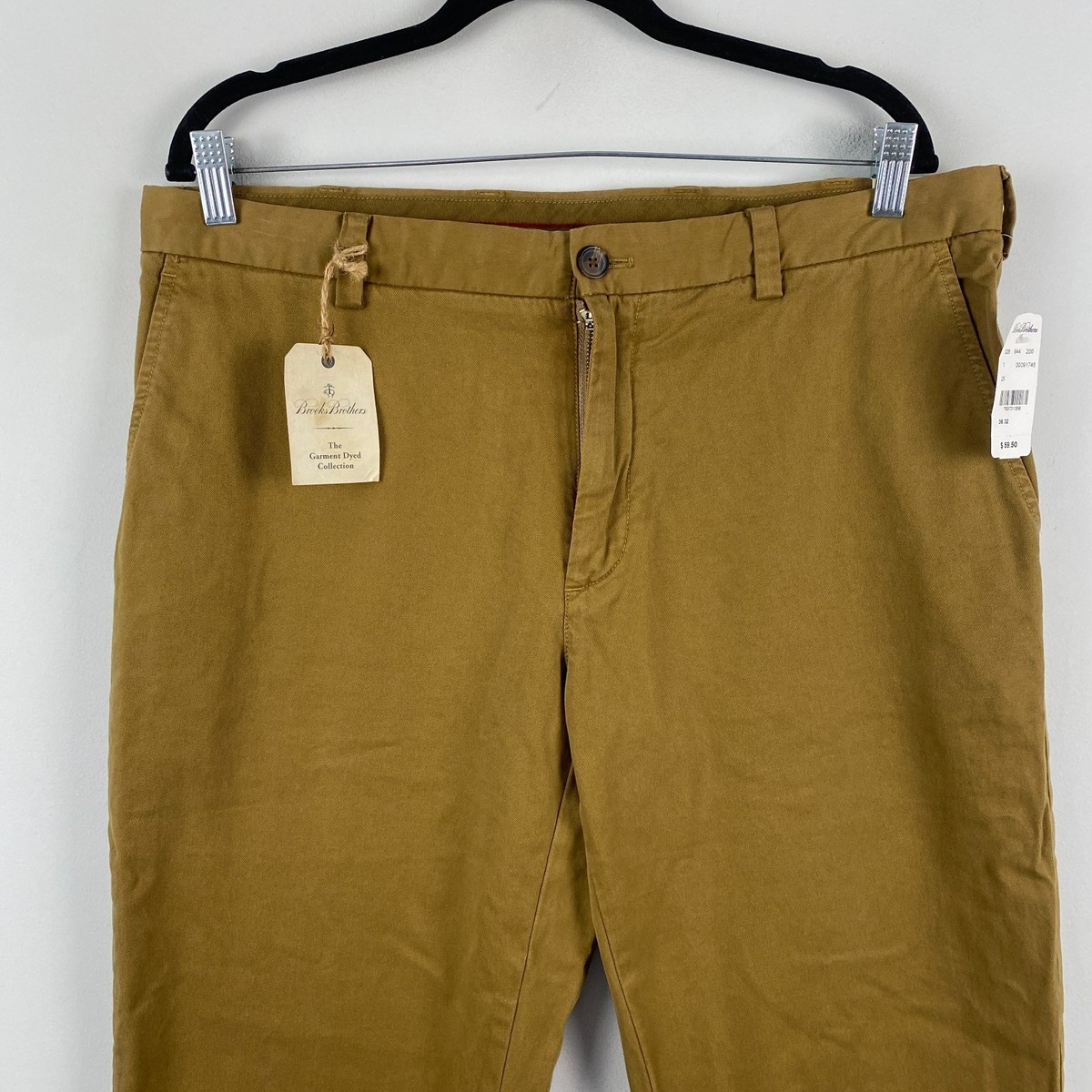 Brooks Brothers × NEAT 2TUCK CHINO PANTS Brooks Brothers Red Fleece Garment Dyed Chino Pants Size 36x32 Tan