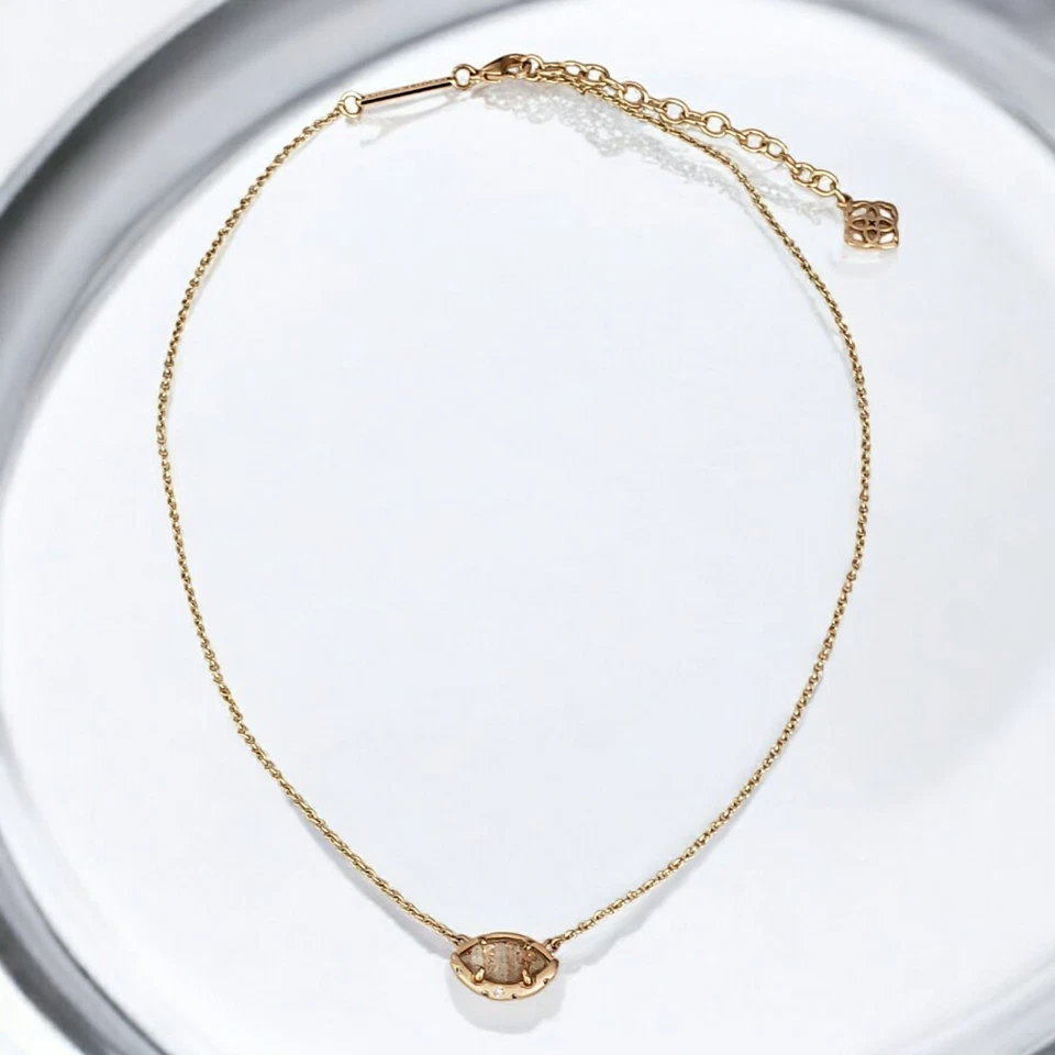 Collar Kendra Scott Mikka Cristales y Vidrio Polvo Dorado Foto 4 de 4