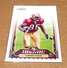 Vernon Davis 2006 Score Rookie San Francisco 49ers #347 NFL Football Card. rookie card picture