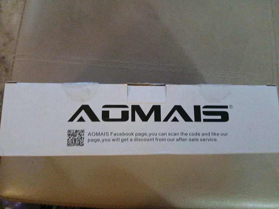 Altavoz portátil inalámbrico Bluetooth AOMAIS Sport II impermeable graves ricos nuevo Foto 3 de 4